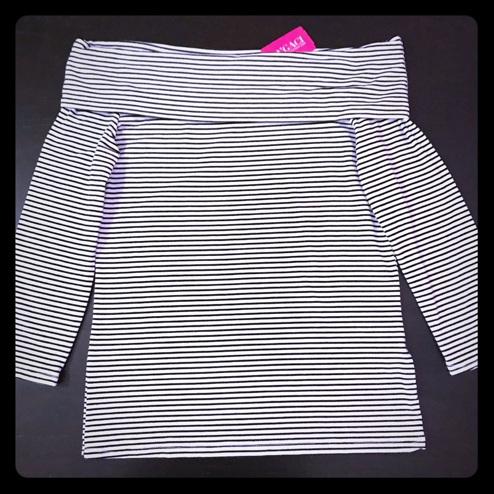 NWT [Heart Hips] Off-the-Shoulder 3/4 Sleeve